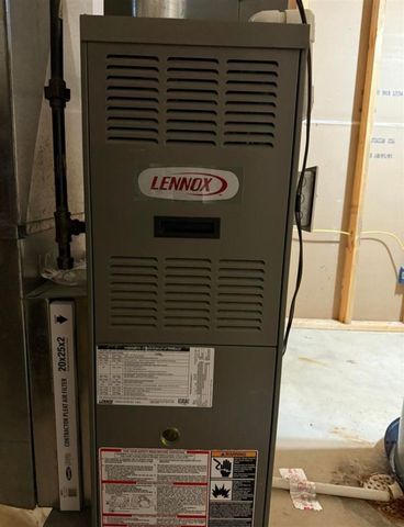 911 S Lincoln Avenue, Three Rivers, MI 49093