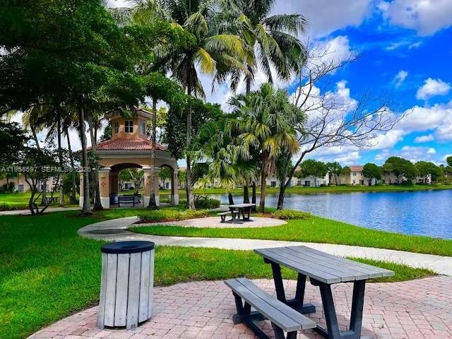 2650 SW 84th Ter 105, Miramar, FL 33025