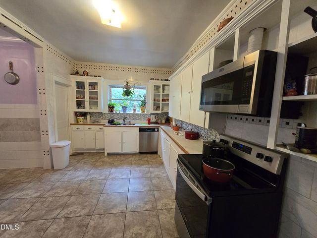 1014 N Independence Street, Kinston, NC 28501