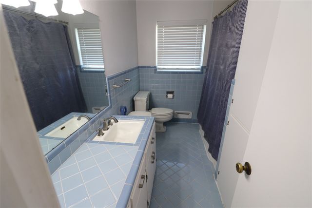 220 US Highway 380 W, Jacksboro, TX 76458