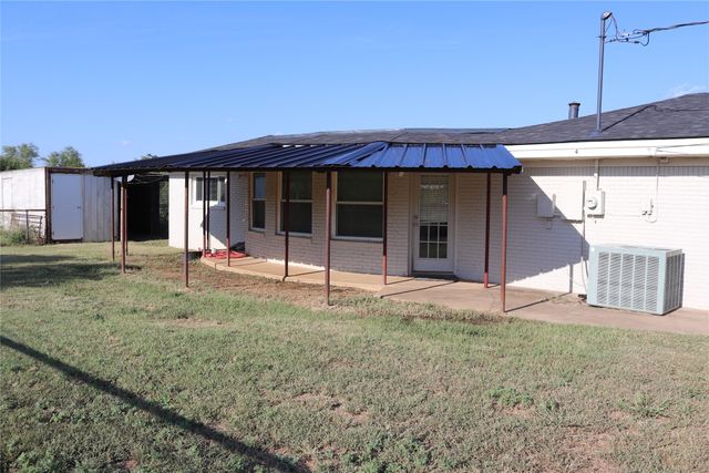 220 US Highway 380 W, Jacksboro, TX 76458