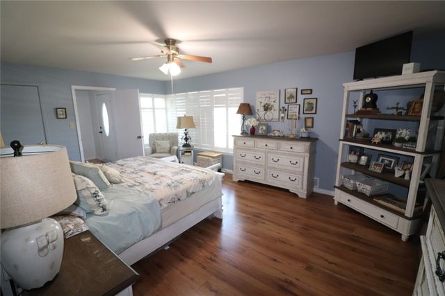 220 US Highway 380 W, Jacksboro, TX 76458