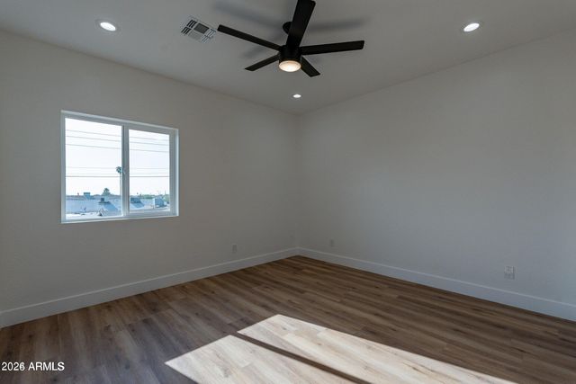 4815 S 28th Street 2, Phoenix, AZ 85040