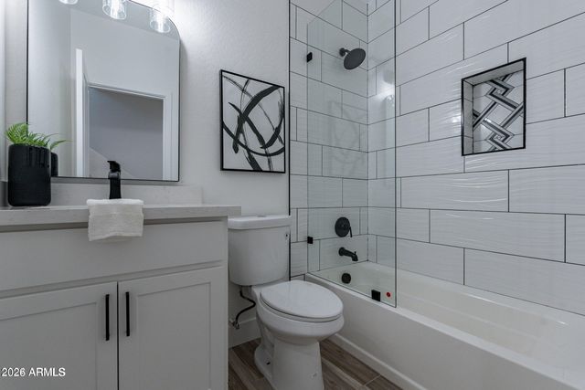 4815 S 28th Street 2, Phoenix, AZ 85040