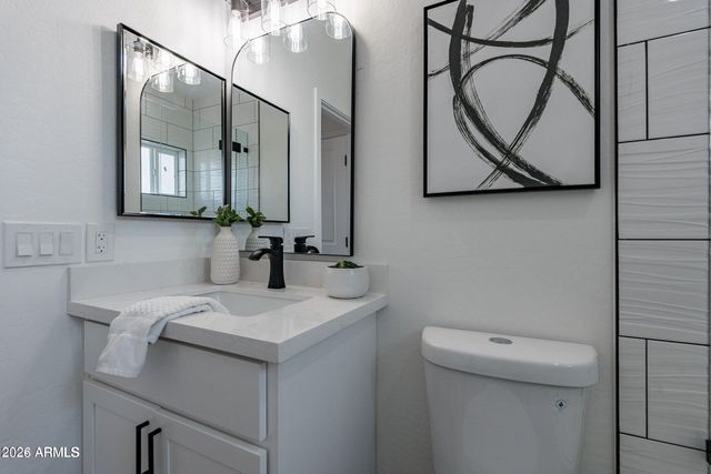 4815 S 28th Street 2, Phoenix, AZ 85040