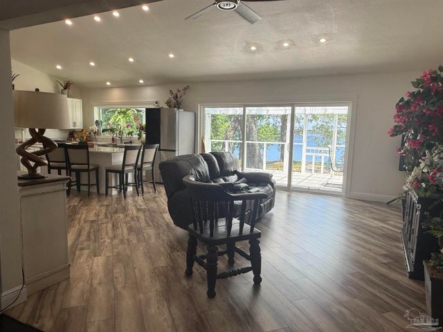 12480 Lillian Hwy, Pensacola, FL 32506