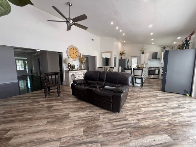 12480 Lillian Hwy, Pensacola, FL 32506