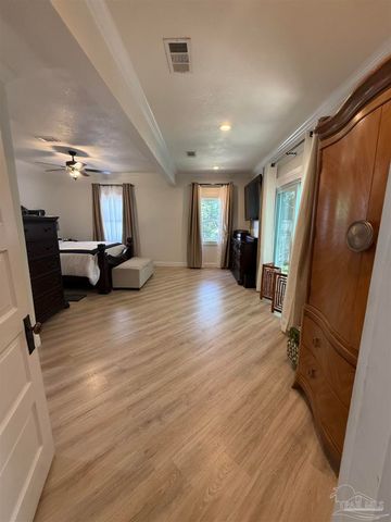 12480 Lillian Hwy, Pensacola, FL 32506