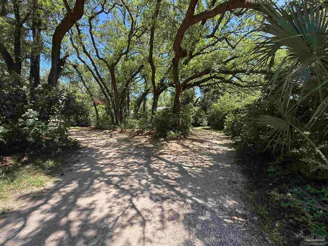 12480 Lillian Hwy, Pensacola, FL 32506