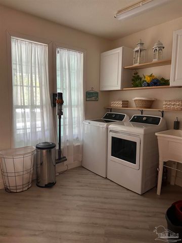 12480 Lillian Hwy, Pensacola, FL 32506