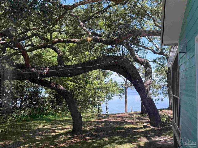12480 Lillian Hwy, Pensacola, FL 32506