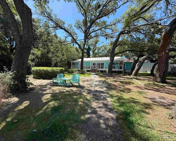 12480 Lillian Hwy, Pensacola, FL 32506