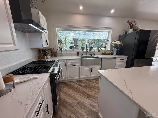 12480 Lillian Hwy, Pensacola, FL 32506
