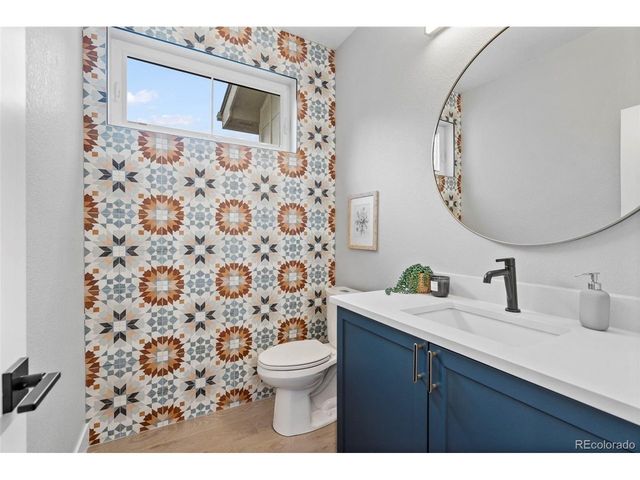 3341 S Fairfax St, Denver, CO 80222