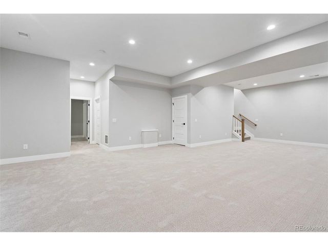 3341 S Fairfax St, Denver, CO 80222