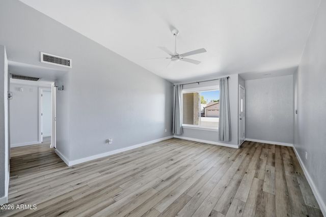 4638 E LA PUENTE Avenue, Phoenix, AZ 85044