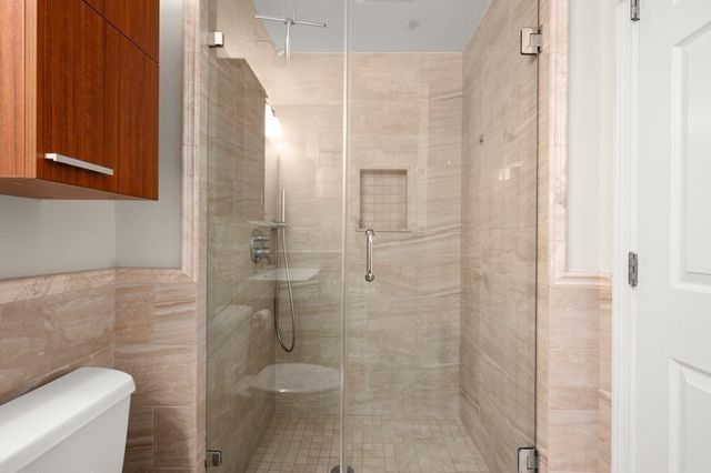 22 Railroad St 314, Andover, MA 01810