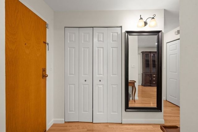 22 Railroad St 314, Andover, MA 01810