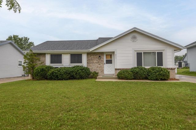 9771 W Darnel AVENUE, Milwaukee, WI 53224