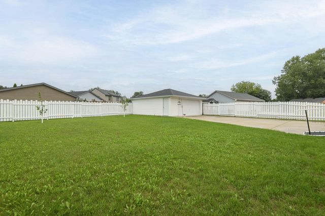 9771 W Darnel AVENUE, Milwaukee, WI 53224