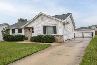 9771 W Darnel AVENUE, Milwaukee, WI 53224