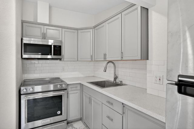 420 Bridgevale, Hollister, CA 95023
