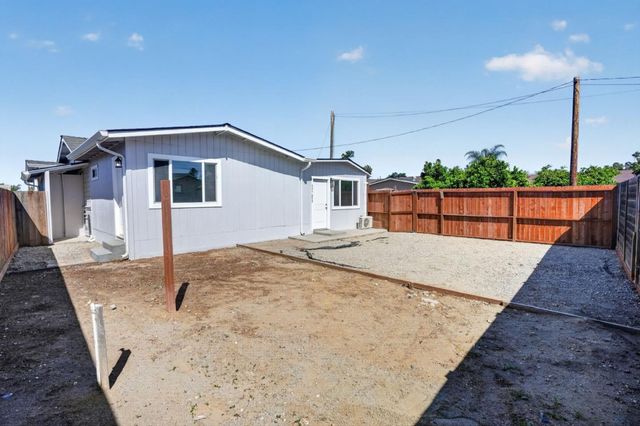 420 Bridgevale, Hollister, CA 95023