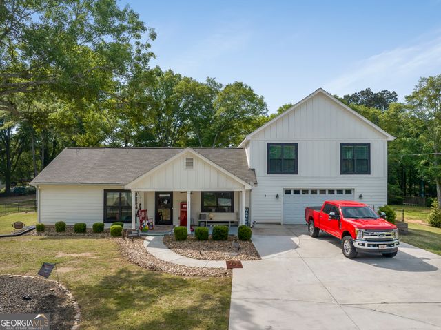 227 Martin Luther King Jr Drive, Winder, GA 30680