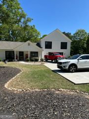 227 Martin Luther King Jr Drive, Winder, GA 30680