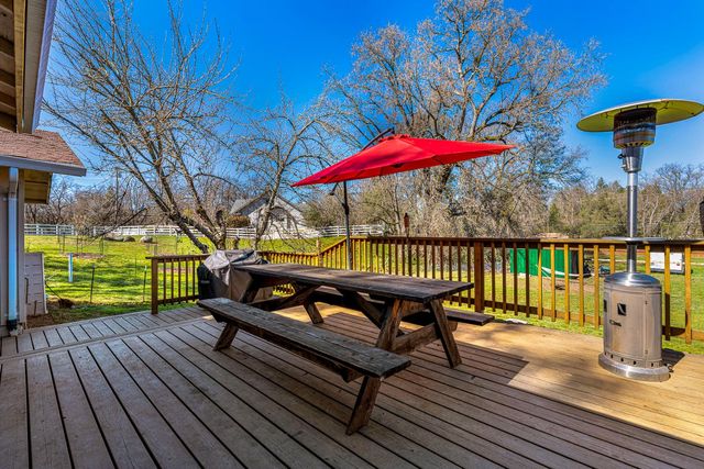 17108 Penn Valley Dr, Penn Valley, CA 95946