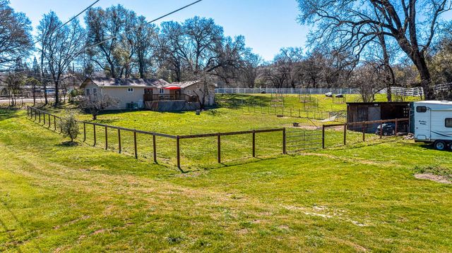 17108 Penn Valley Dr, Penn Valley, CA 95946