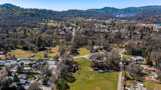 17108 Penn Valley Dr, Penn Valley, CA 95946