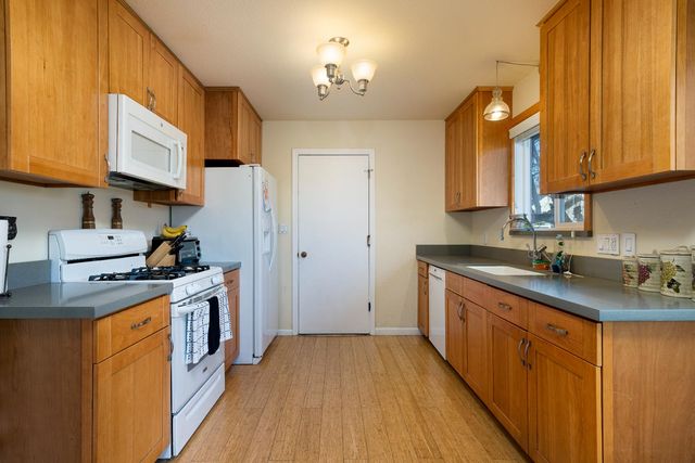 17108 Penn Valley Dr, Penn Valley, CA 95946