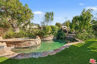 4780 Vista De Oro Avenue, Woodland Hills, CA 91364