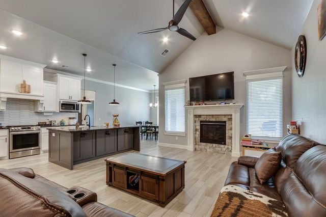 1711 W Blake Way, Mustang, OK 73064