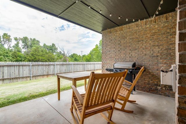1711 W Blake Way, Mustang, OK 73064
