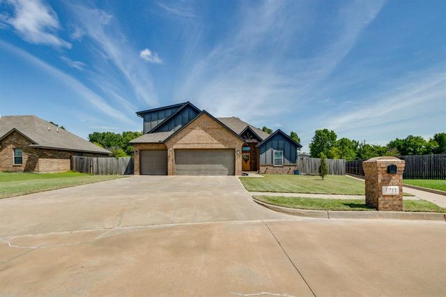 1711 W Blake Way, Mustang, OK 73064