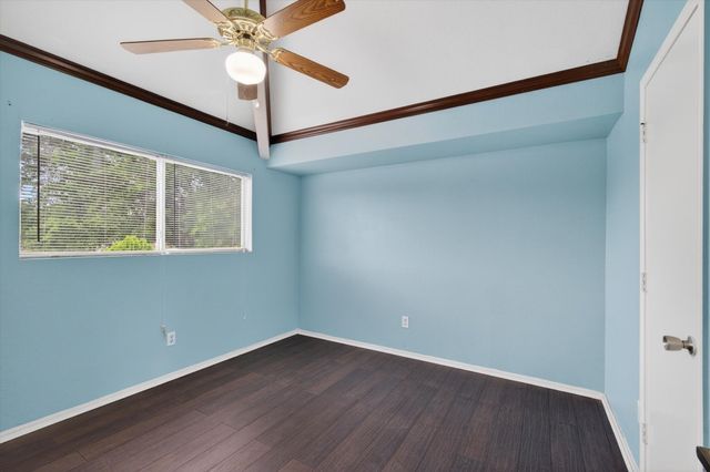 10320 Carolina Oaks Drive, Dallas, TX 75227
