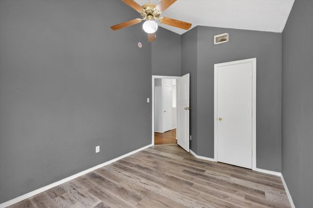 10320 Carolina Oaks Drive, Dallas, TX 75227