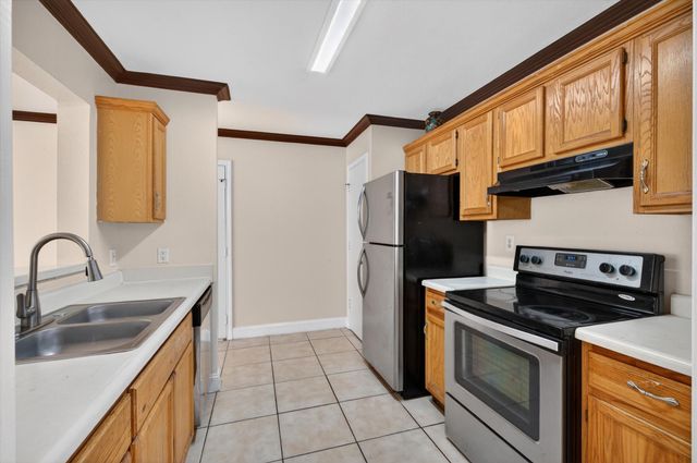 10320 Carolina Oaks Drive, Dallas, TX 75227