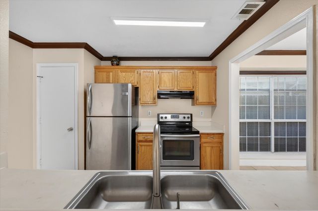 10320 Carolina Oaks Drive, Dallas, TX 75227