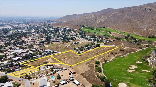 3450 Scenic Drive, Riverside, CA 92509