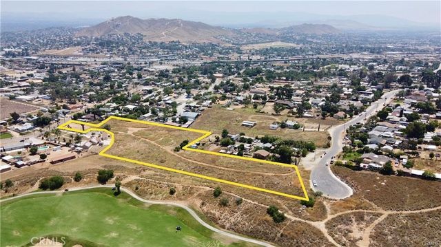 3450 Scenic Drive, Riverside, CA 92509