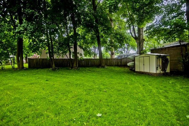 22 Porter St, Shirley, MA 01464
