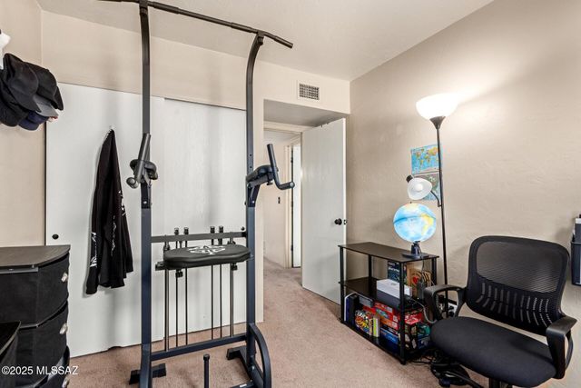 7548 E Wesley Place, Tucson, AZ 85710