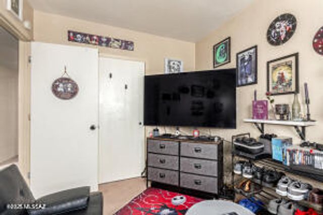 7548 E Wesley Place, Tucson, AZ 85710