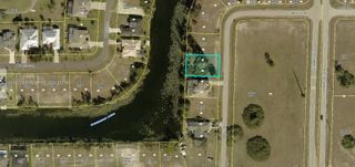 1420 NW 24th Pl, Cape Coral, FL 33993