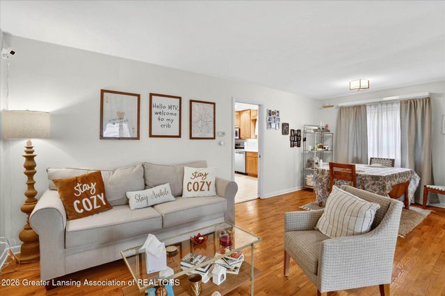 3227 Glasgow Drive, Lansing, MI 48911