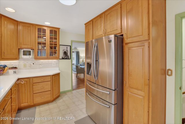 3227 Glasgow Drive, Lansing, MI 48911