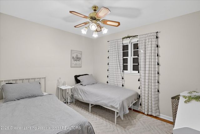 3227 Glasgow Drive, Lansing, MI 48911